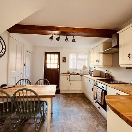 Cosy Cottage Four Miles From Lincoln City Centre エクステリア 写真