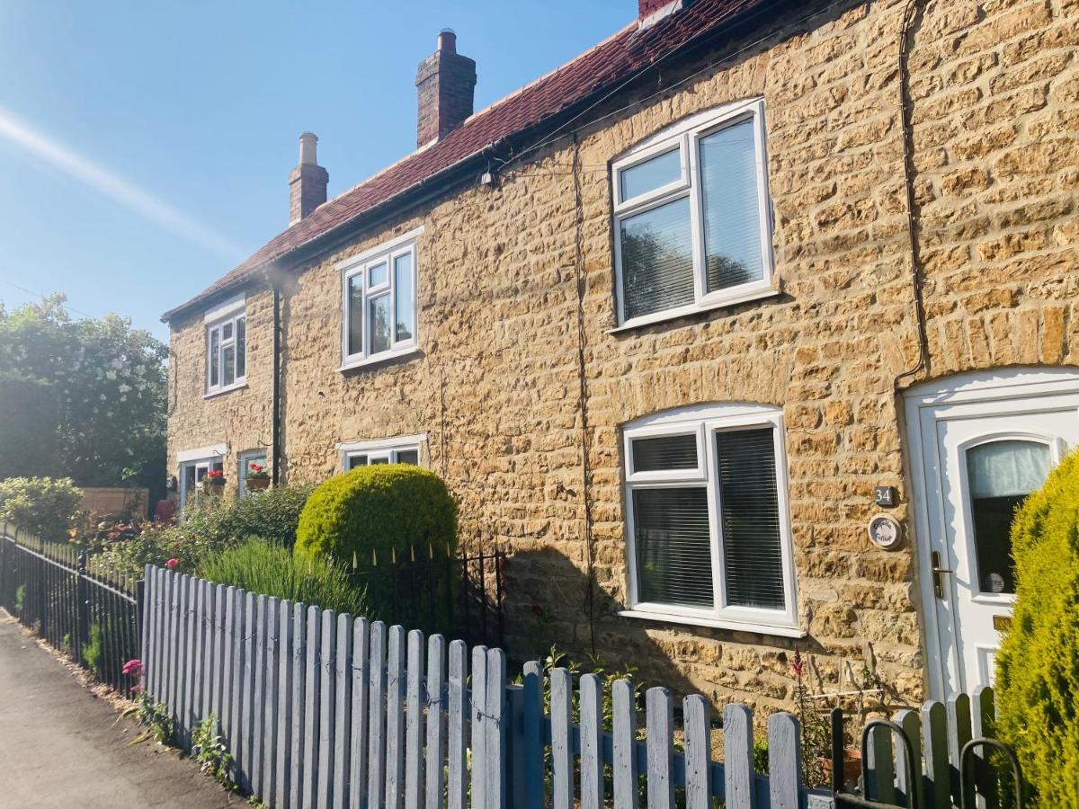 Cosy Cottage Four Miles From Lincoln City Centre エクステリア 写真